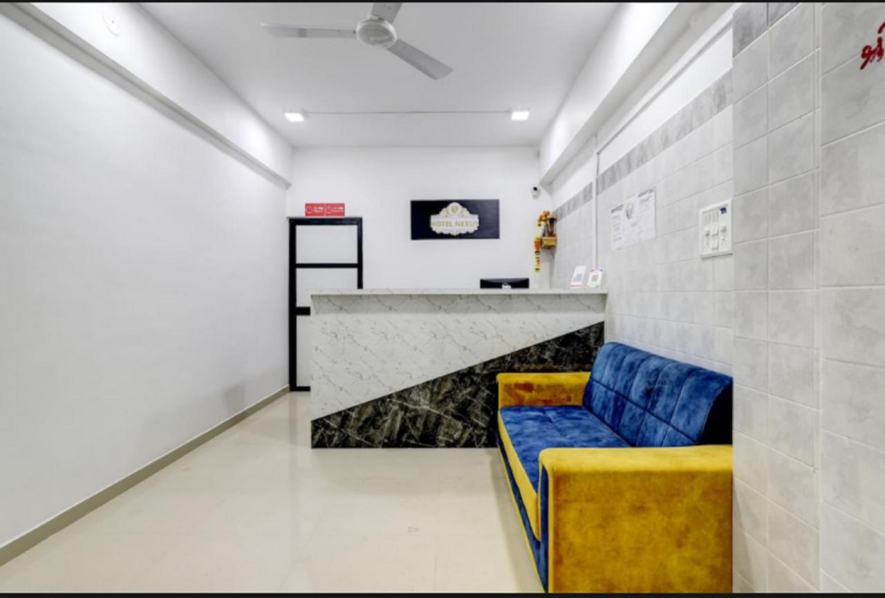 Hotel Nexus Surat Ngoại thất bức ảnh